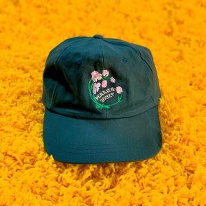 🌸 Perrier-Jouet embroidered baseball hat 🌸